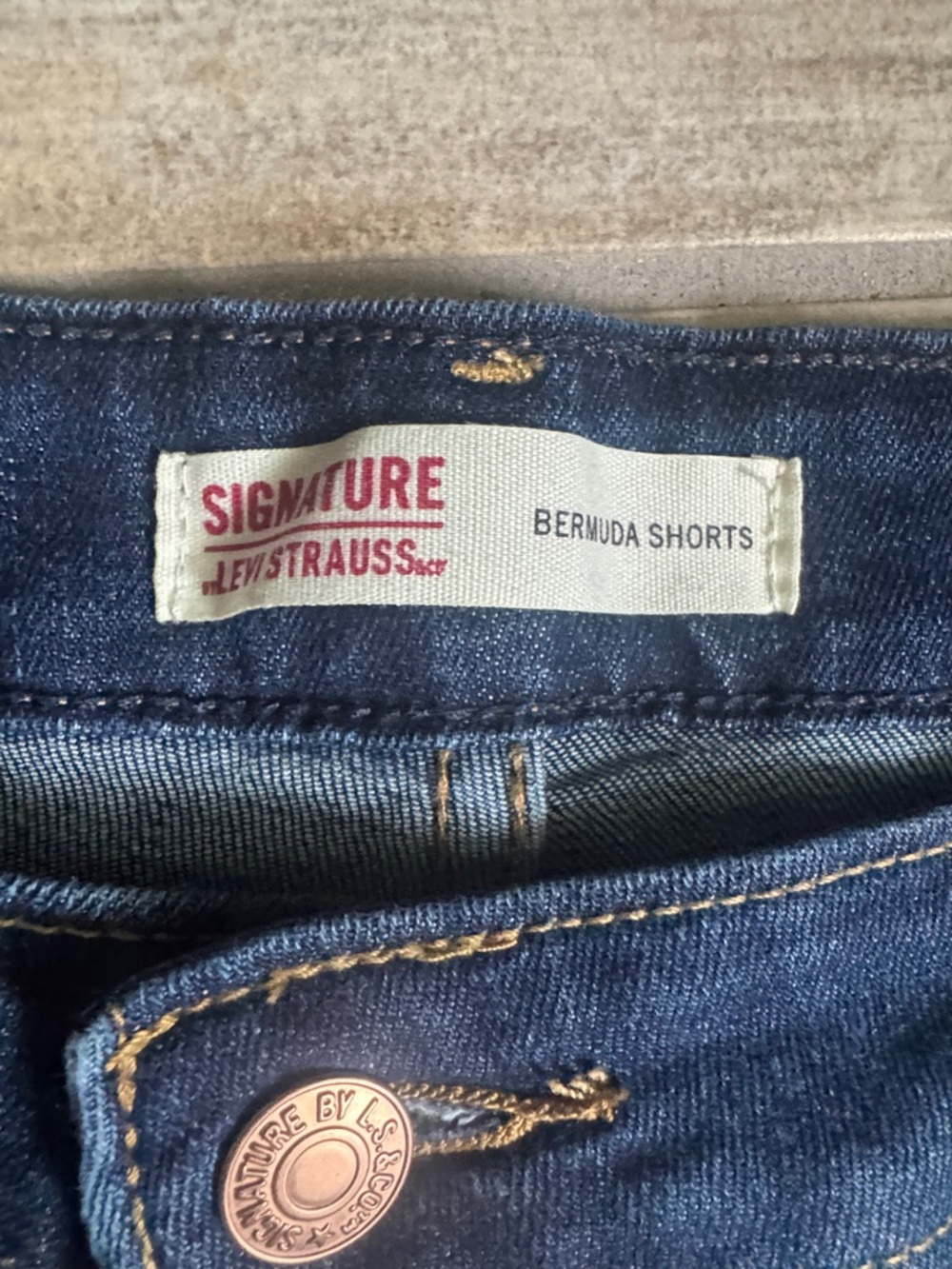 Signature by Levi Strauss Indigo Rolled-Hem Denim Bermuda Shorts - Picture 2 of 4